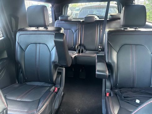Used 2024 Ford Expedition Max Limited RWD image 6