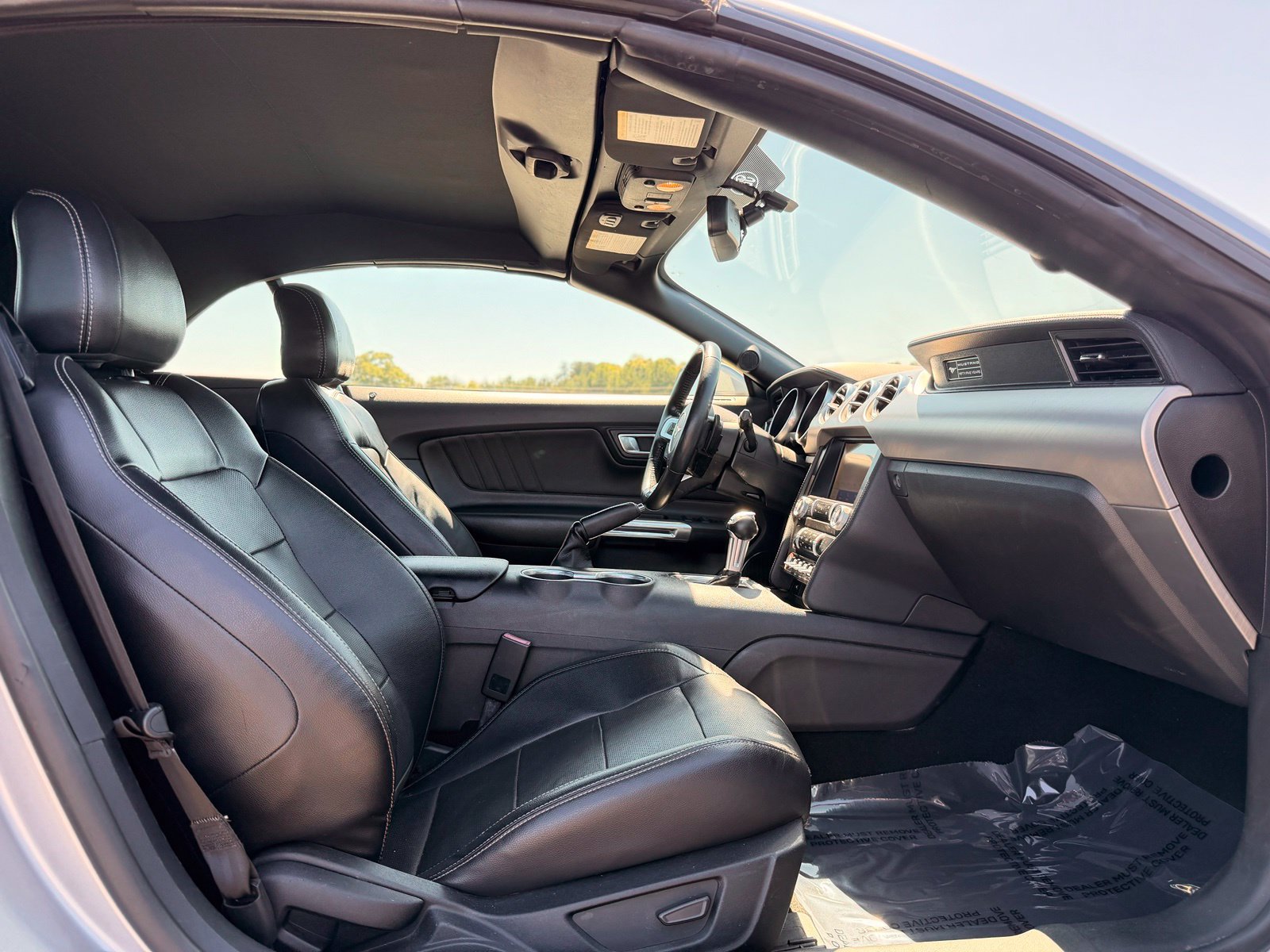 Used 2020 Ford Mustang Premium RWD image 32