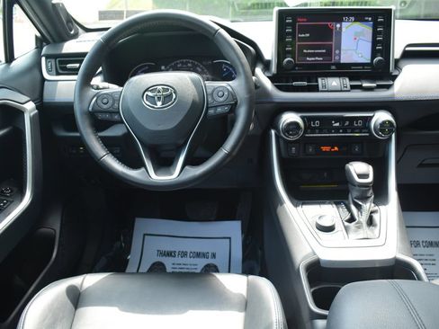 Used 2021 Toyota RAV4 XSE AWD/4WD image 3