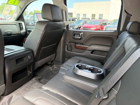Used 2018 GMC Sierra 2500 SLT AWD/4WD image 16