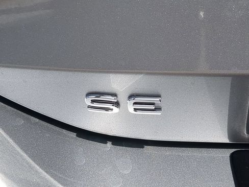 New 2026 Volkswagen Tiguan SE FWD image 11