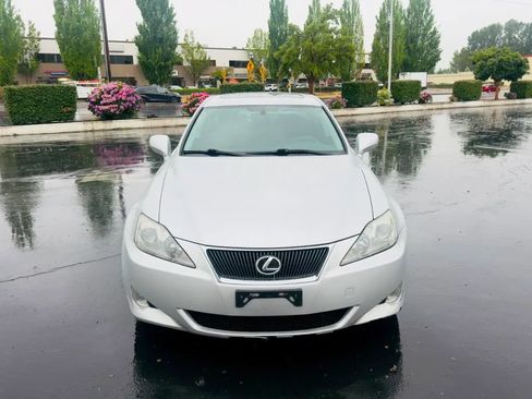 Used 2006 Lexus IS 250 w/ Premium Pkg RWD image 8