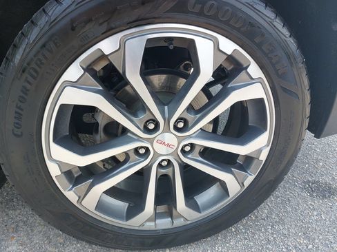 Used 2020 GMC Terrain SLT w/ Preferred Package AWD/4WD image 33