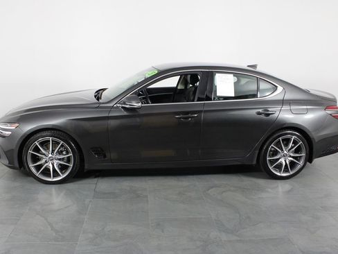 Used 2023 Genesis G70 2.0T RWD image 10