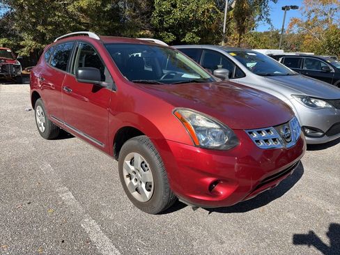 Used 2015 Nissan Rogue S w/ Convenience Package image 2