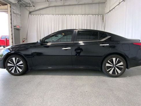Used 2021 Nissan Altima 2.5 SV FWD image 26