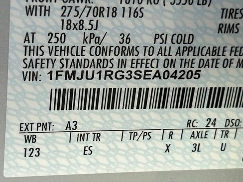 Used 2025 Ford Expedition Tremor AWD/4WD image 45
