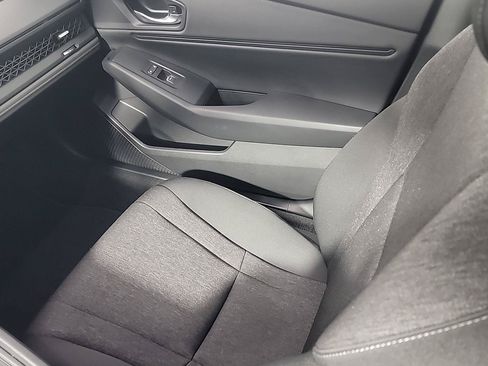 Certified 2025 Honda Accord SE image 22