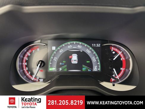 New 2025 Toyota RAV4 XLE image 12