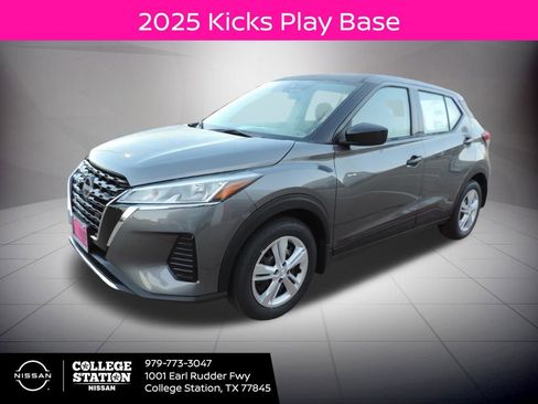 New 2025 Nissan Kicks Play S w/ Interior Electronics Package image 9