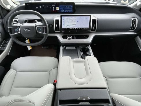 New 2026 Ford Expedition Active RWD image 11