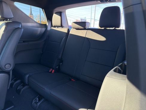 New 2026 Chevrolet Traverse Z71 w/ Enhanced Driving Package image 18