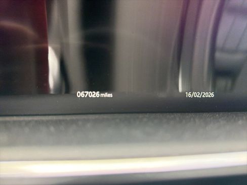 Used 2020 Land Rover Range Rover Sport HST image 20