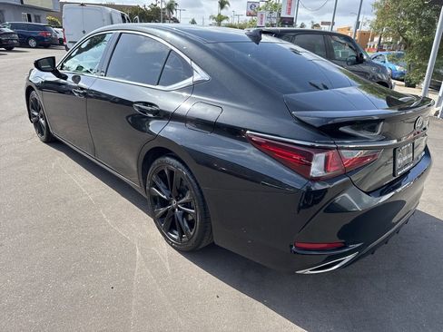 Used 2023 Lexus ES 350 F Sport image 3