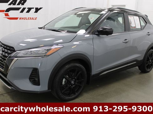 Used 2023 Nissan Kicks SR w/ SR Premium Package image 1