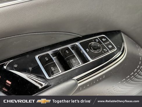 Used 2024 Cadillac Lyriq Luxury w/ LPO, Floor Liner Package RWD image 31