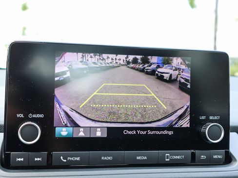 Certified 2025 Honda Accord LX image 28