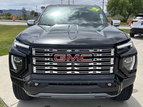 Used 2024 GMC Canyon Denali AWD/4WD image 8