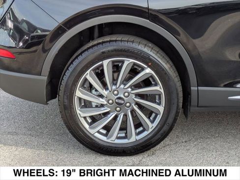 Certified 2023 Lincoln Corsair Reserve image 9