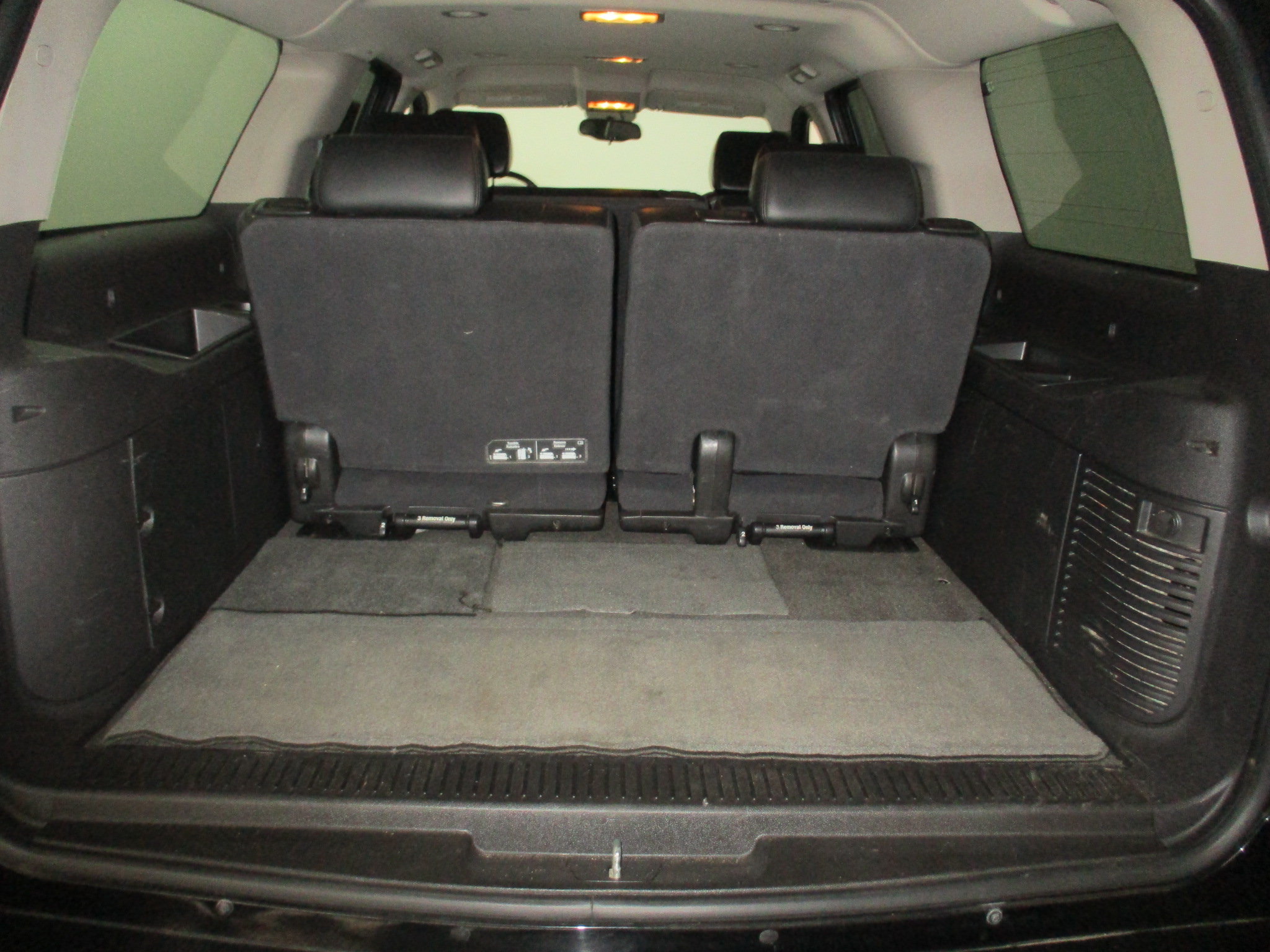 Used 2007 Chevrolet Suburban 2500 LT w/ LT Preferred Equipment Group AWD/4WD image 10