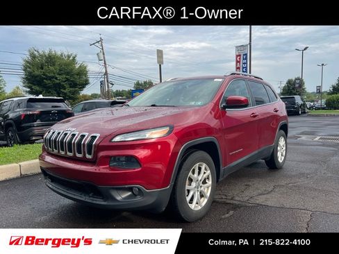 Used 2016 Jeep Cherokee Latitude w/ Comfort/Convenience Group AWD/4WD image 3