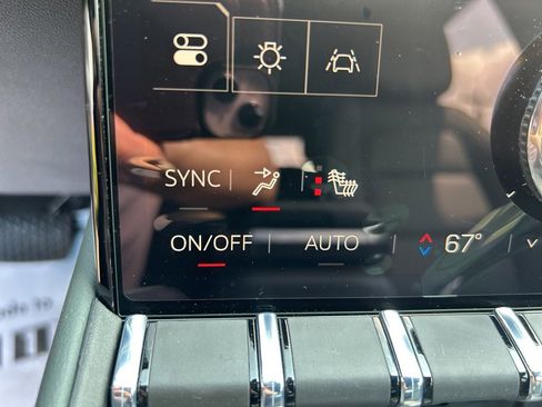 New 2026 GMC Terrain AT4 w/ Technology Package II image 32