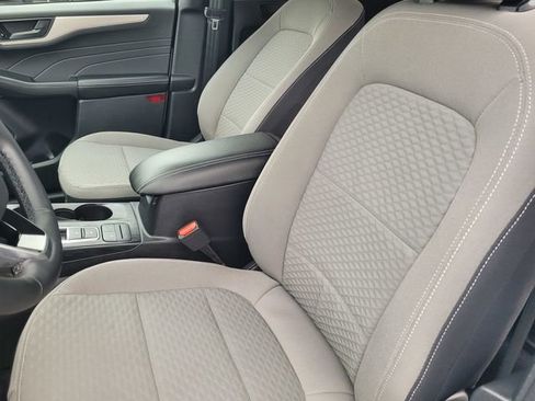 Certified 2022 Ford Escape SE w/ Convenience Package image 11