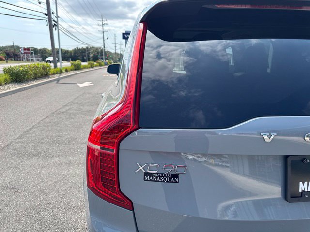 Certified 2024 Volvo XC90 B5 Core w/ Protection Package Premier AWD/4WD image 10