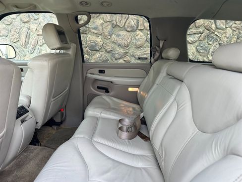 Used 2002 GMC Yukon XL 2500 SLT image 31