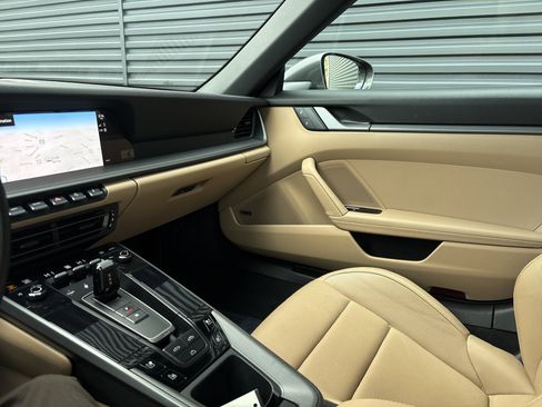 Certified 2022 Porsche 911 Carrera image 13