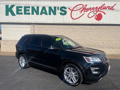 Used 2017 Ford Explorer XLT w/ Equipment Group 202A