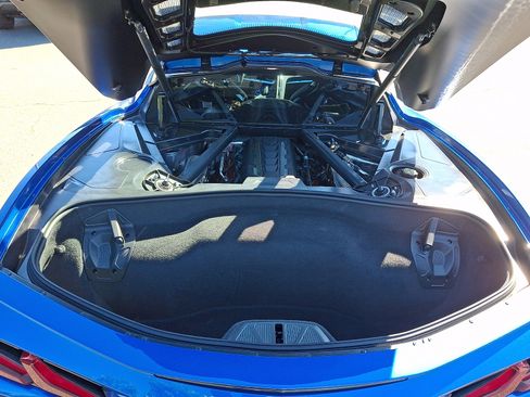 Used 2022 Chevrolet Corvette Stingray Preferred Cpe w/ 2LT RWD image 32