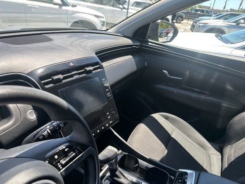 Used 2024 Hyundai Tucson SEL FWD image 5