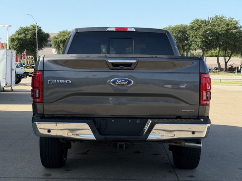 Used 2016 Ford F150 Lariat w/ Equipment Group 502A Luxury AWD/4WD image 6