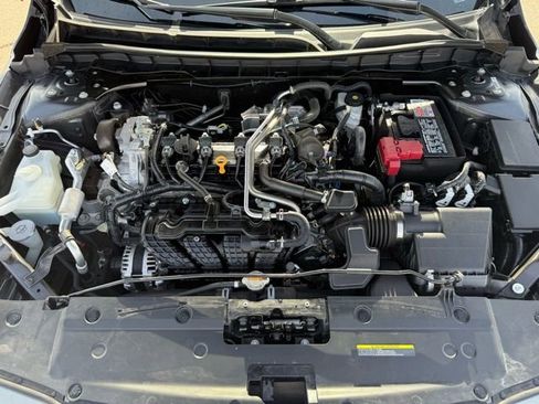 Used 2024 Nissan Altima 2.5 SV image 38