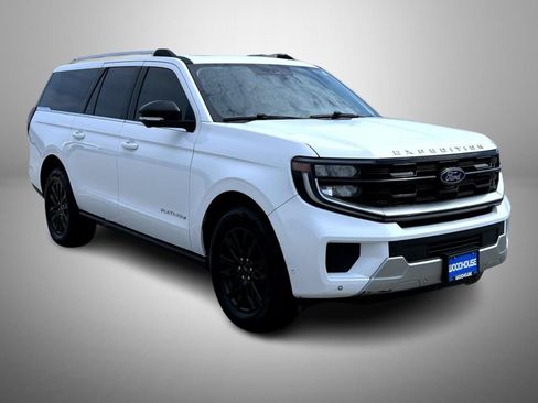Used 2025 Ford Expedition Max Platinum AWD/4WD image 3