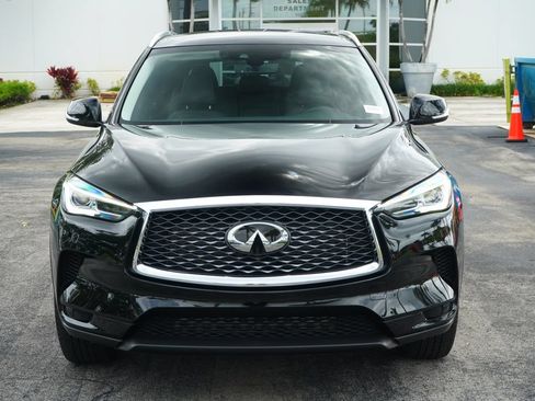 Used 2025 INFINITI QX50 Luxe AWD/4WD image 2