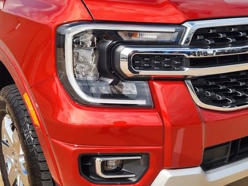 Used 2024 Ford Ranger XLT image 9