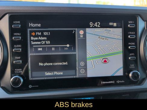 Used 2023 Toyota Tacoma TRD Sport image 21