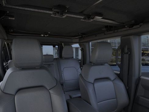 New 2025 Ford Bronco Badlands image 13