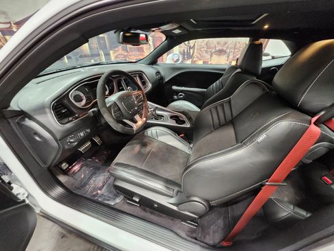 Used 2018 Dodge Challenger SRT Demon image 15