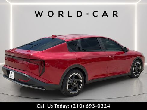 Certified 2025 Kia K4 EX FWD image 3