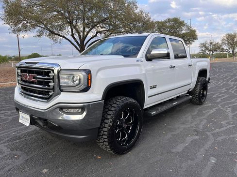 Used 2018 GMC Sierra 1500 SLT w/ Texas SLT Premium Package image 2
