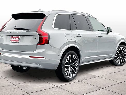 New 2026 Volvo XC90 B6 Ultra image 4