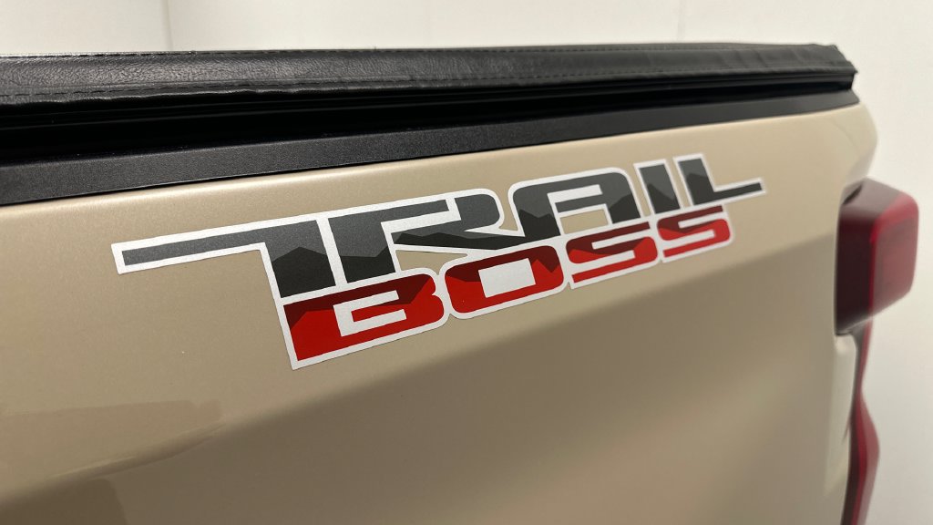 Used 2022 Chevrolet Silverado 1500 LT Trail Boss w/ LT Trail Boss Premium Package AWD/4WD image 20