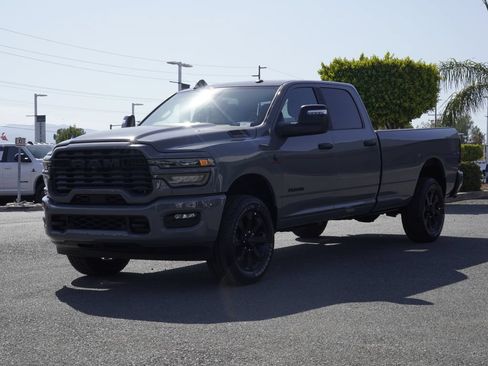 New 2026 RAM 3500 Big Horn AWD/4WD image 8