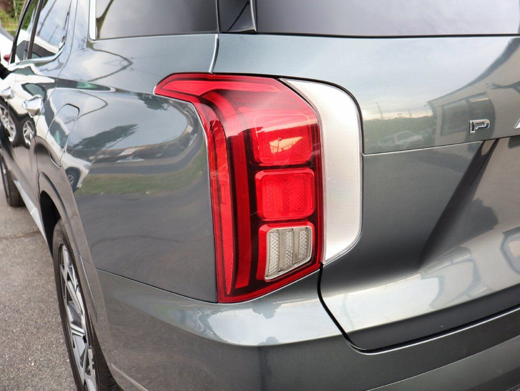 Used 2022 Hyundai Palisade Calligraphy w/ Cargo Package AWD/4WD image 14