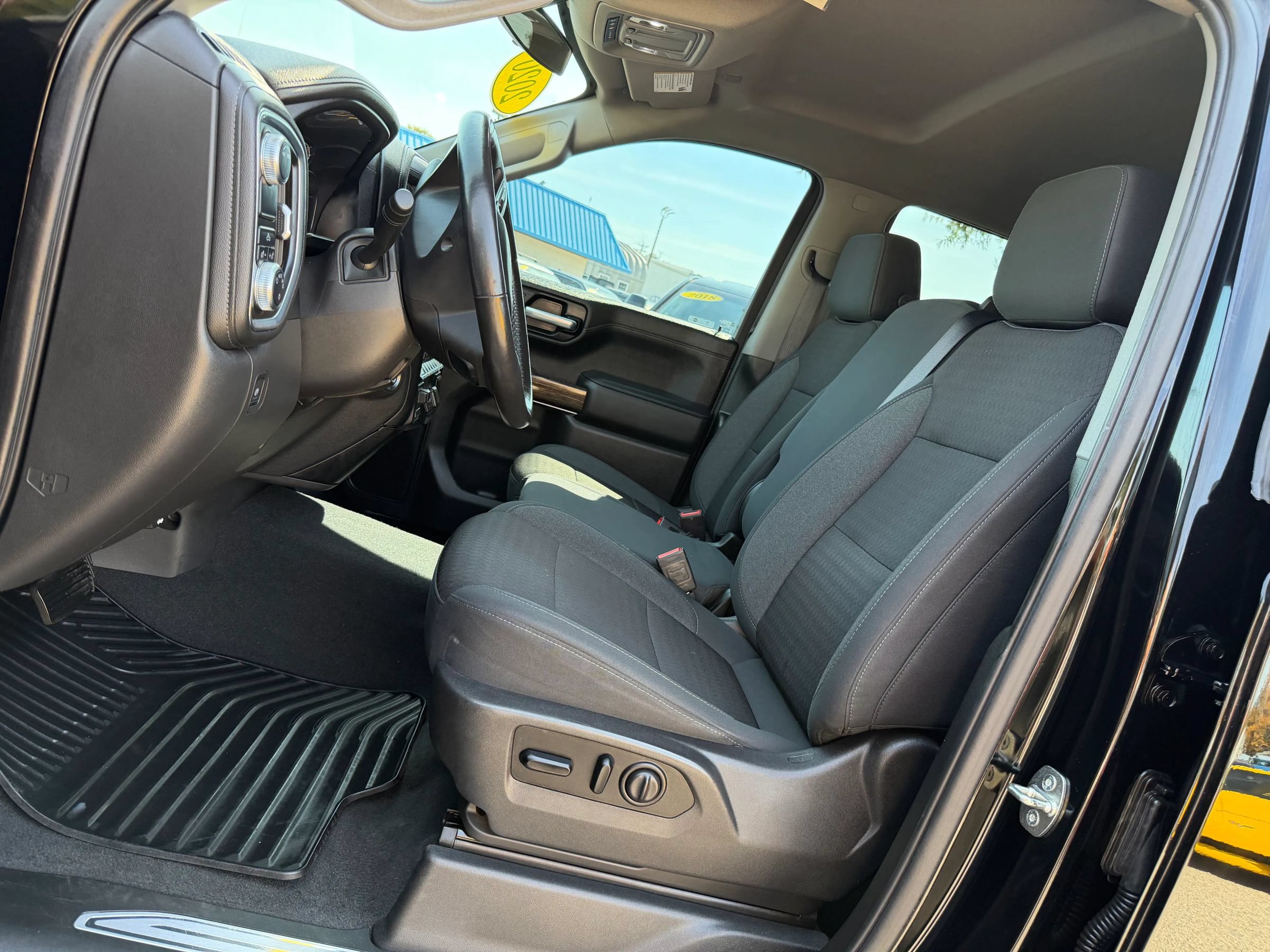 Used 2020 GMC Sierra 1500 SLE w/ SLE Value Package RWD image 16