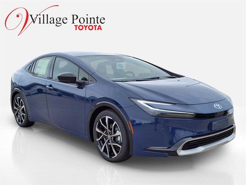 New 2026 Toyota Prius Plug-In Hybrid image 7