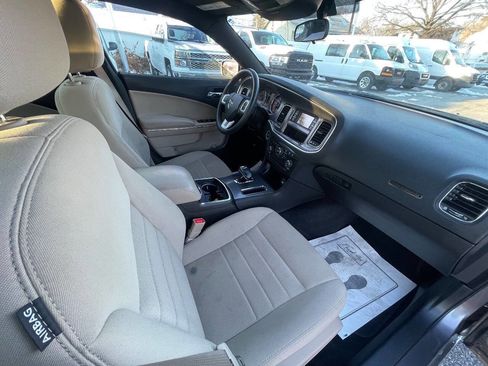 Used 2014 Dodge Charger SE image 34